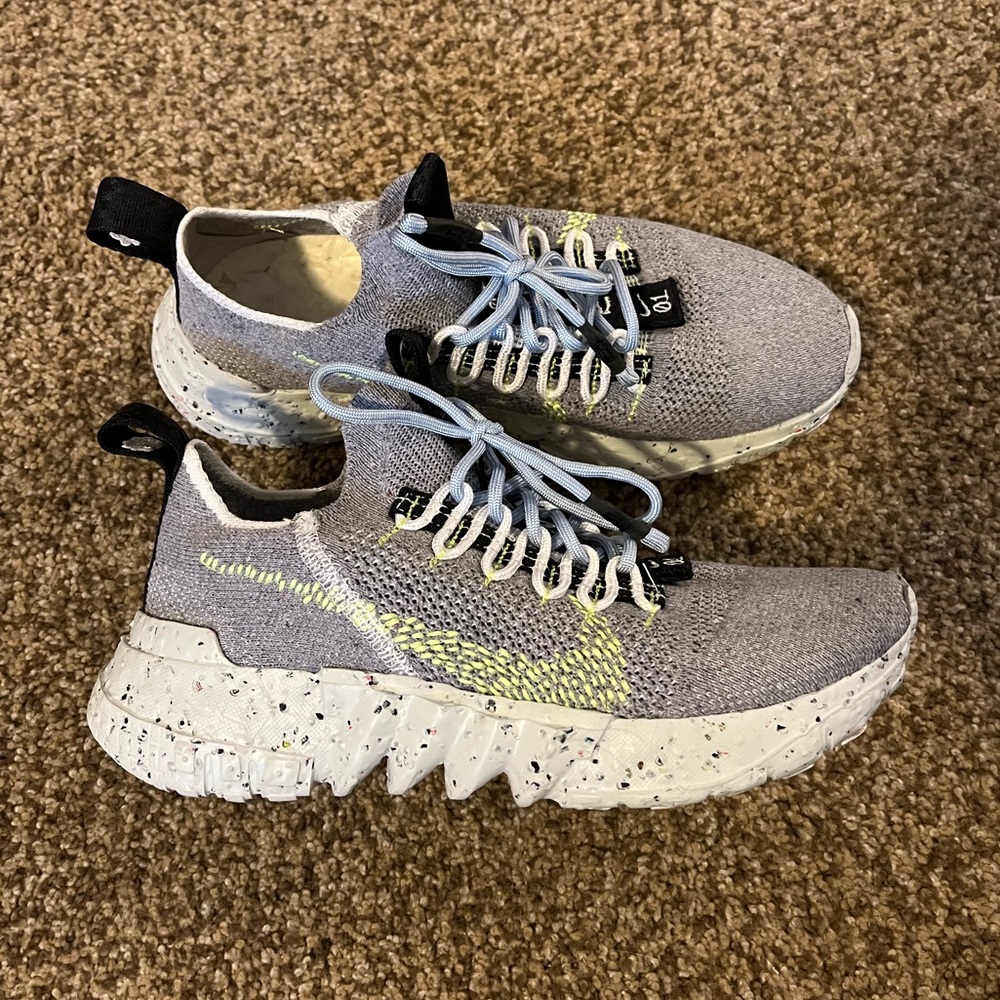 BRAND NEW!! Mens size 6.5 (size 8 in womens) space hippie’s